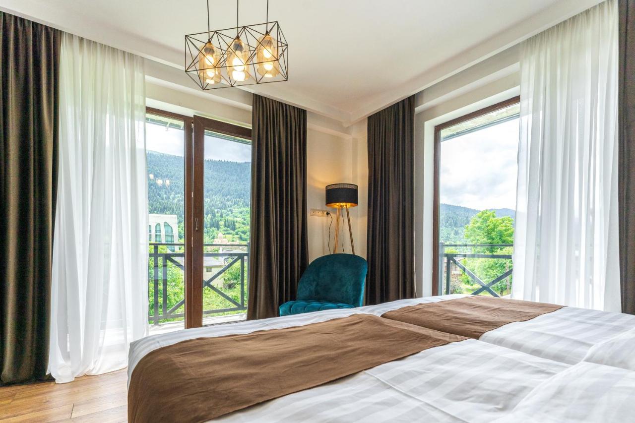 Hotel Chatini Местия Экстерьер фото