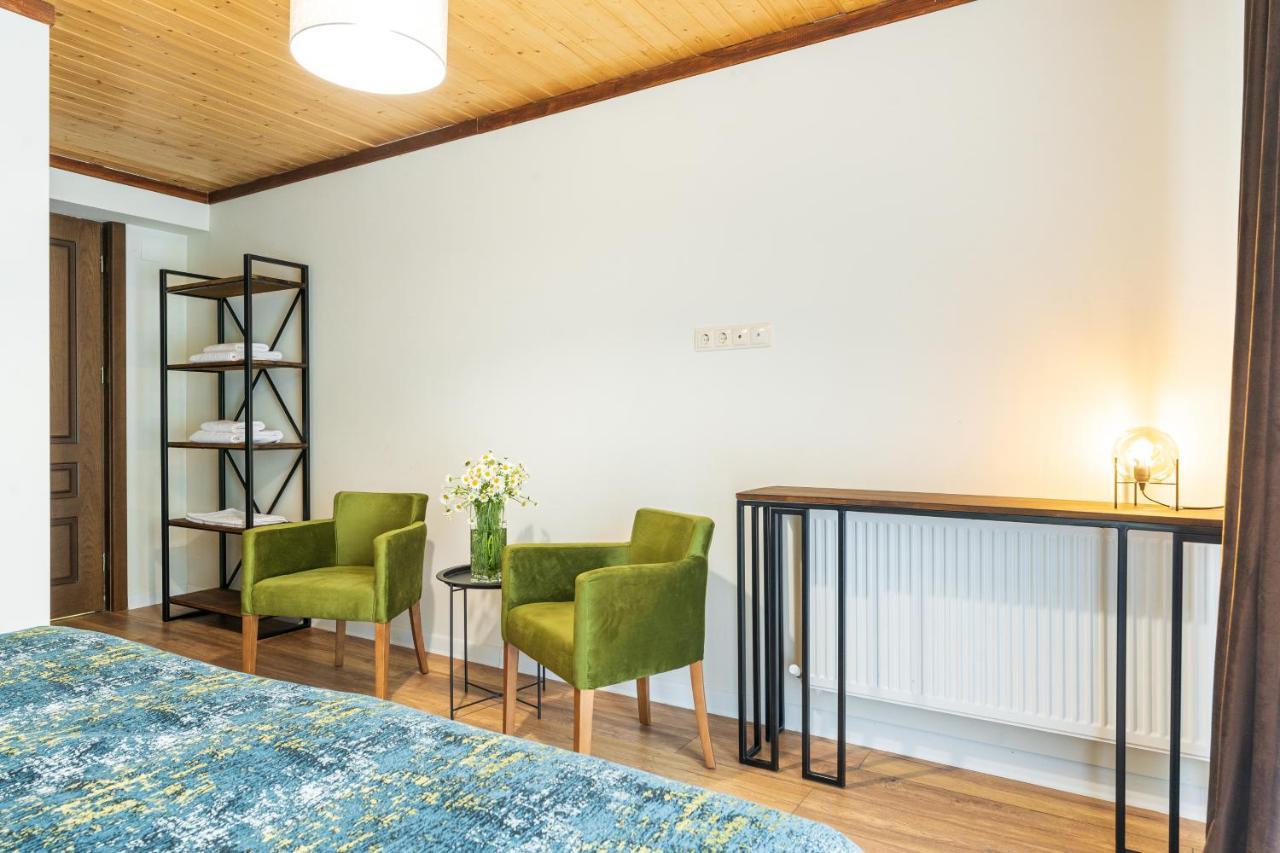 Hotel Chatini Местия Экстерьер фото