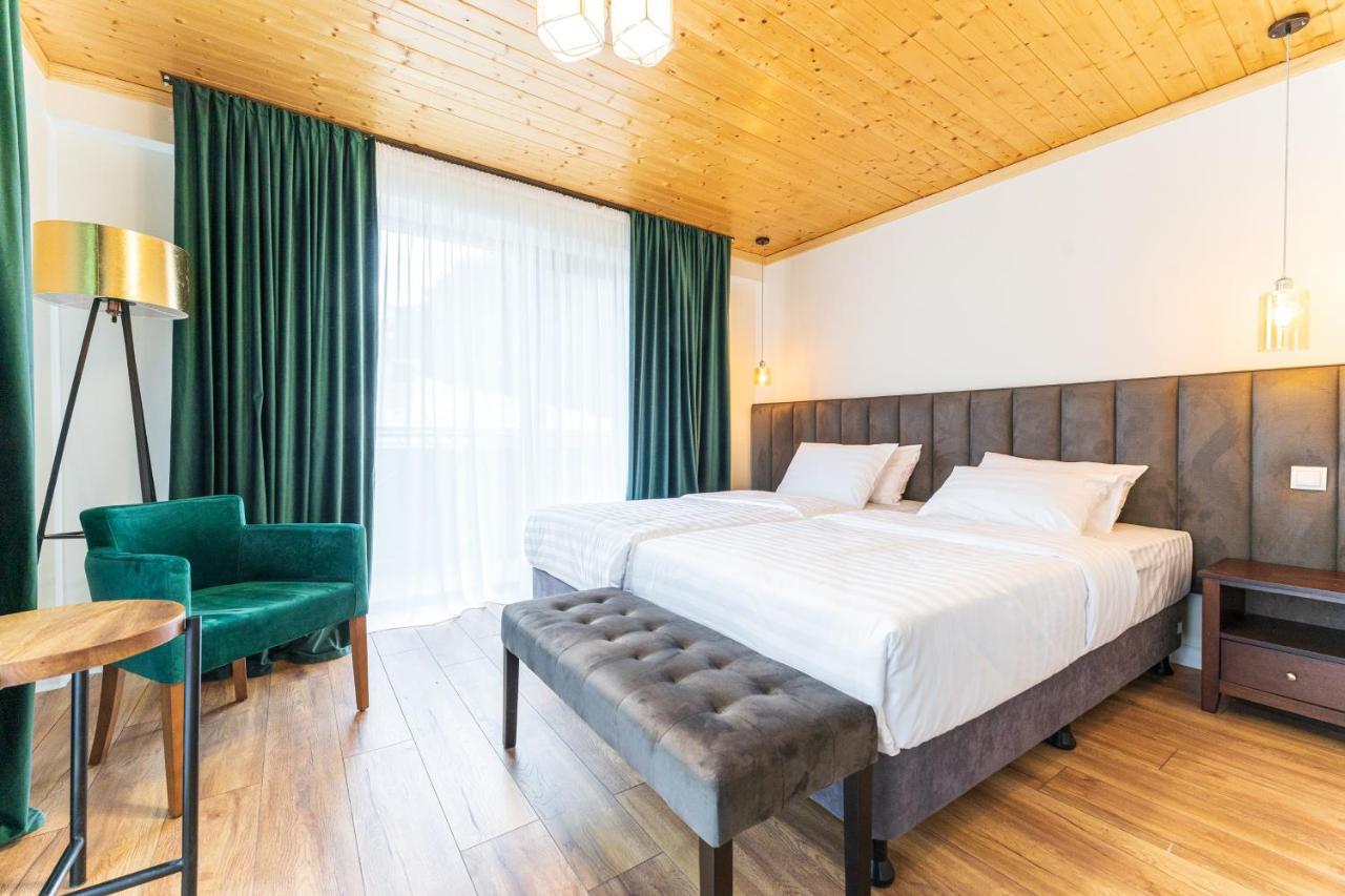 Hotel Chatini Местия Экстерьер фото