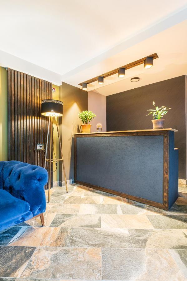 Hotel Chatini Местия Экстерьер фото