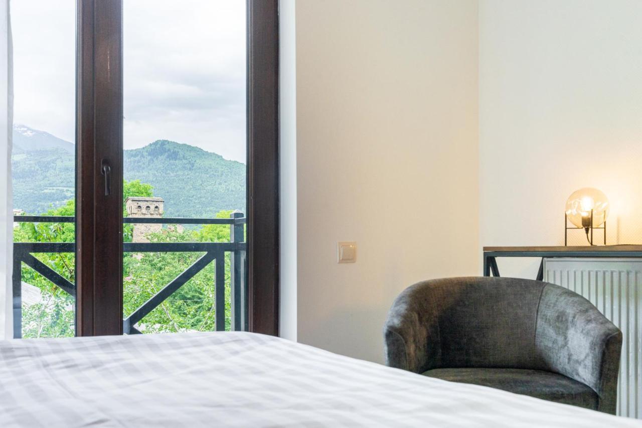 Hotel Chatini Местия Экстерьер фото
