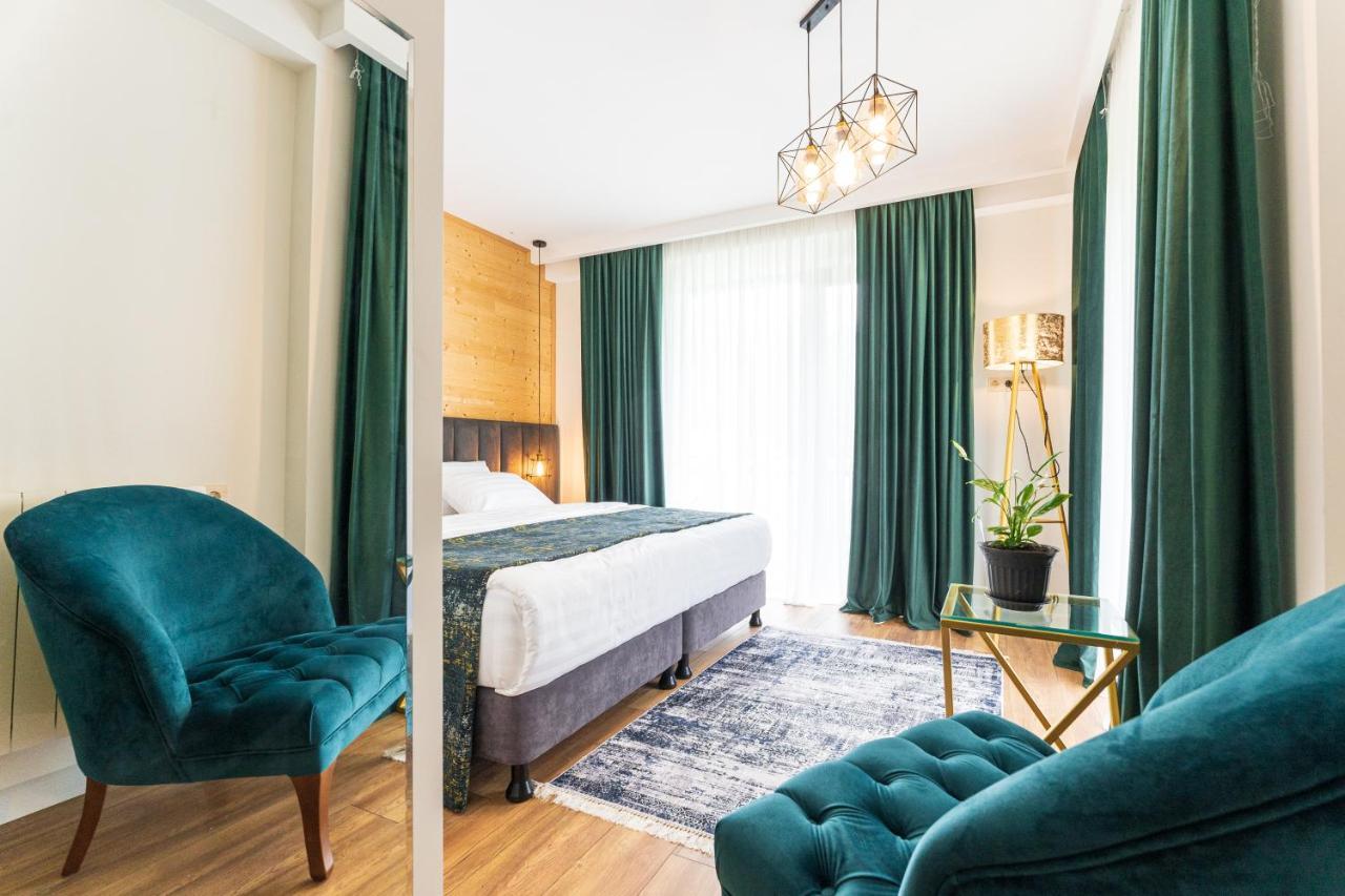 Hotel Chatini Местия Экстерьер фото