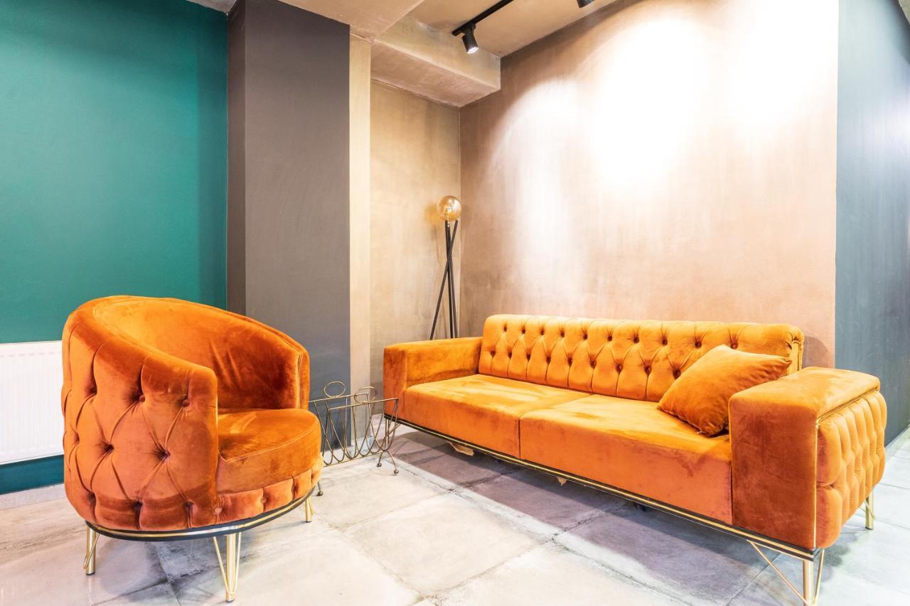 Hotel Chatini Местия Экстерьер фото